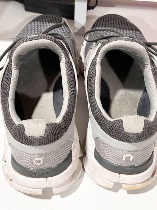 On Cloudswift Shoes Low Top Sneakers Grey White Mens Size 8.5 - Picture 4 of 7